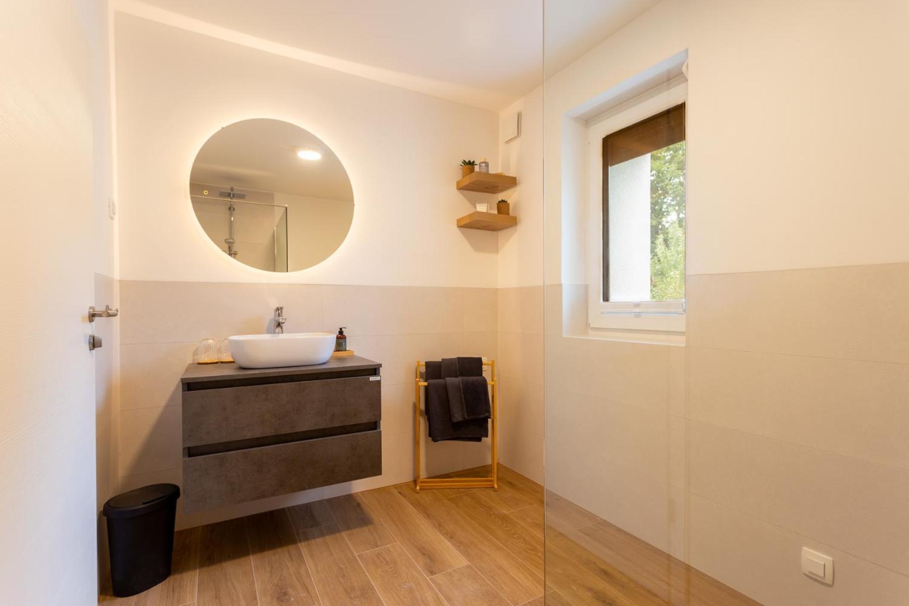 Apartmaji Klavdija Ljubljana Eksteriør bilde
